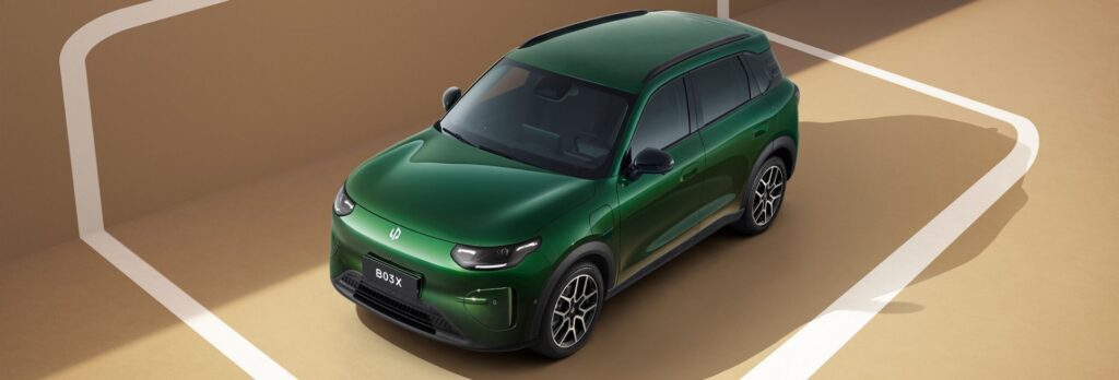 Leapmotor B03X в зелено