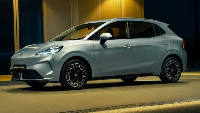 MG4 EV Urban: цени в България, пробег, интериор и оценка