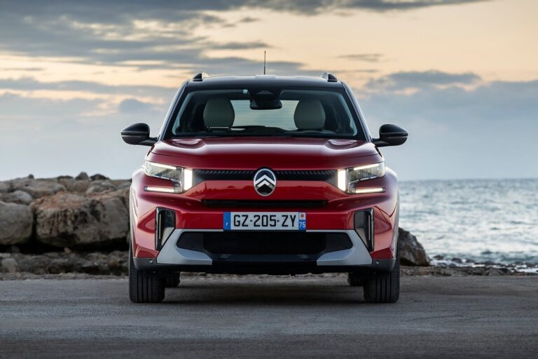 Citroën ë-C3 Aircross отпред