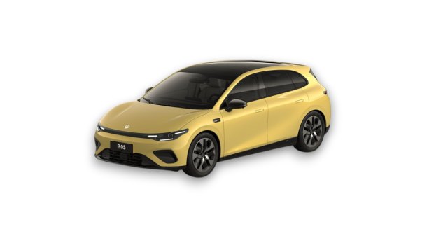 Leapmotor B05 в цвят Lightning Yellow