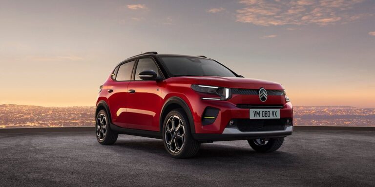 Citroën ë-C3 отпред и отстрани