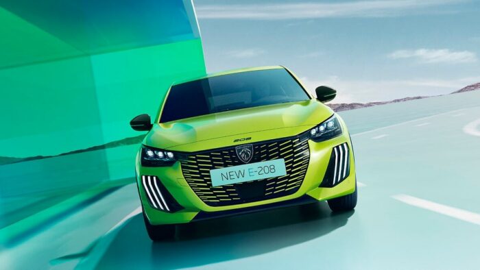 Peugeot E-208: цени в България, пробег, интериор и оценка
